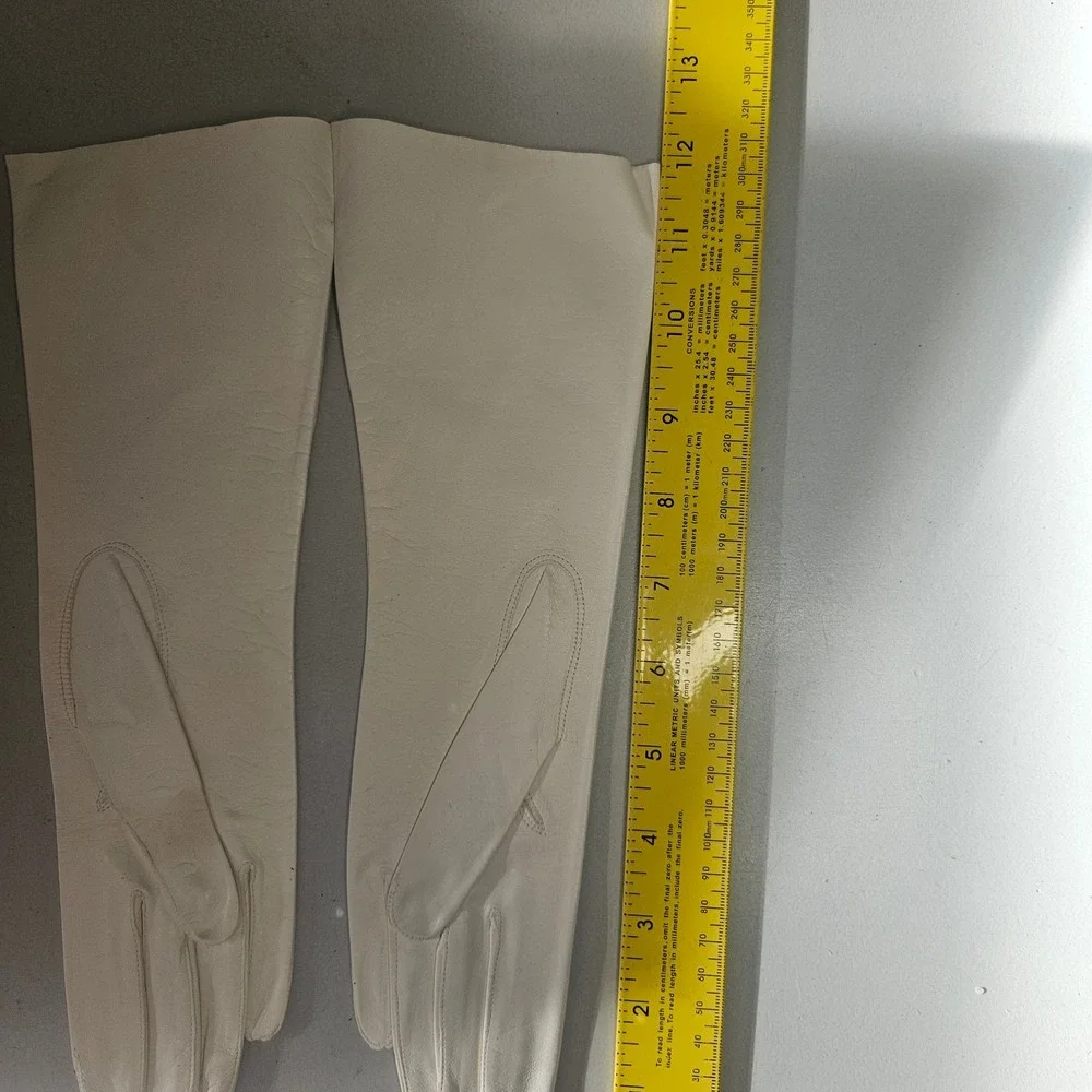 Vintage White Leather Opera Length Evening Gloves Size 7 Formal Wedding Long